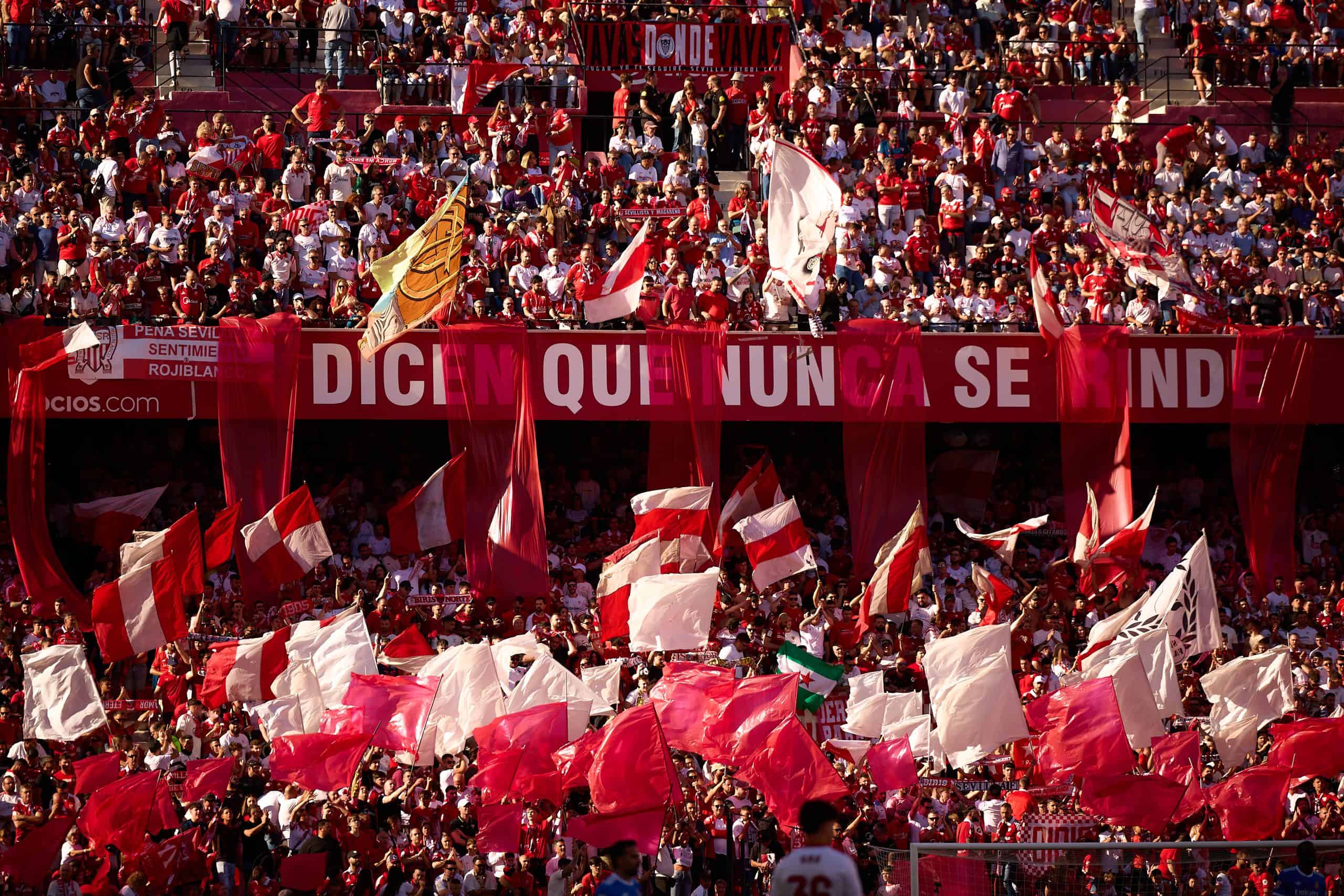 Más de 20 mil sevillistas toman las calles y exigen la salida de la directiva