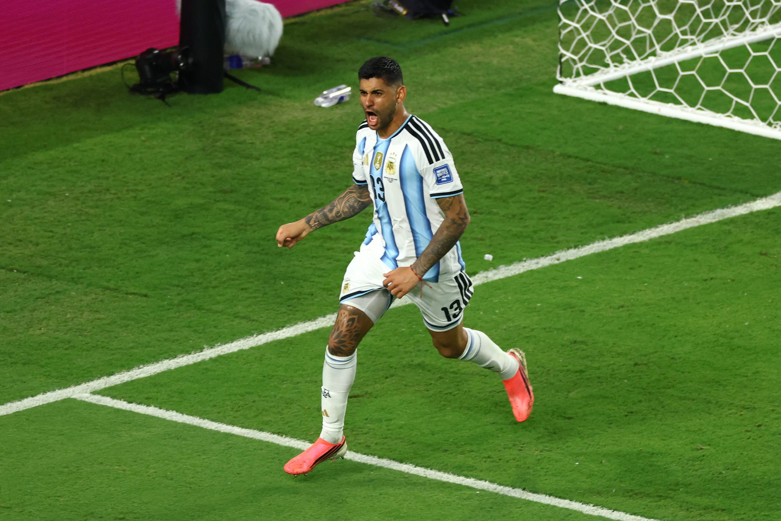 Cristian Romero quiere salir del Tottenham; Barcelona, Atlético e Inter siguen de cerca su situación
