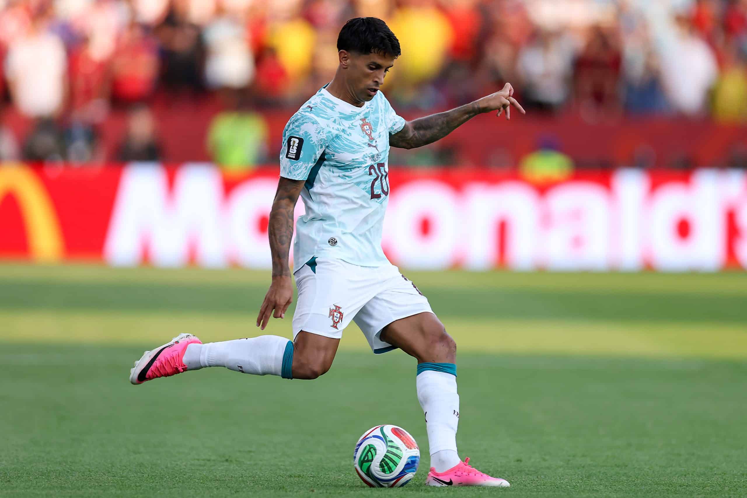 João Cancelo presionaría para volver al Barcelona; el portugués no contemplaría seguir en Al Hilal