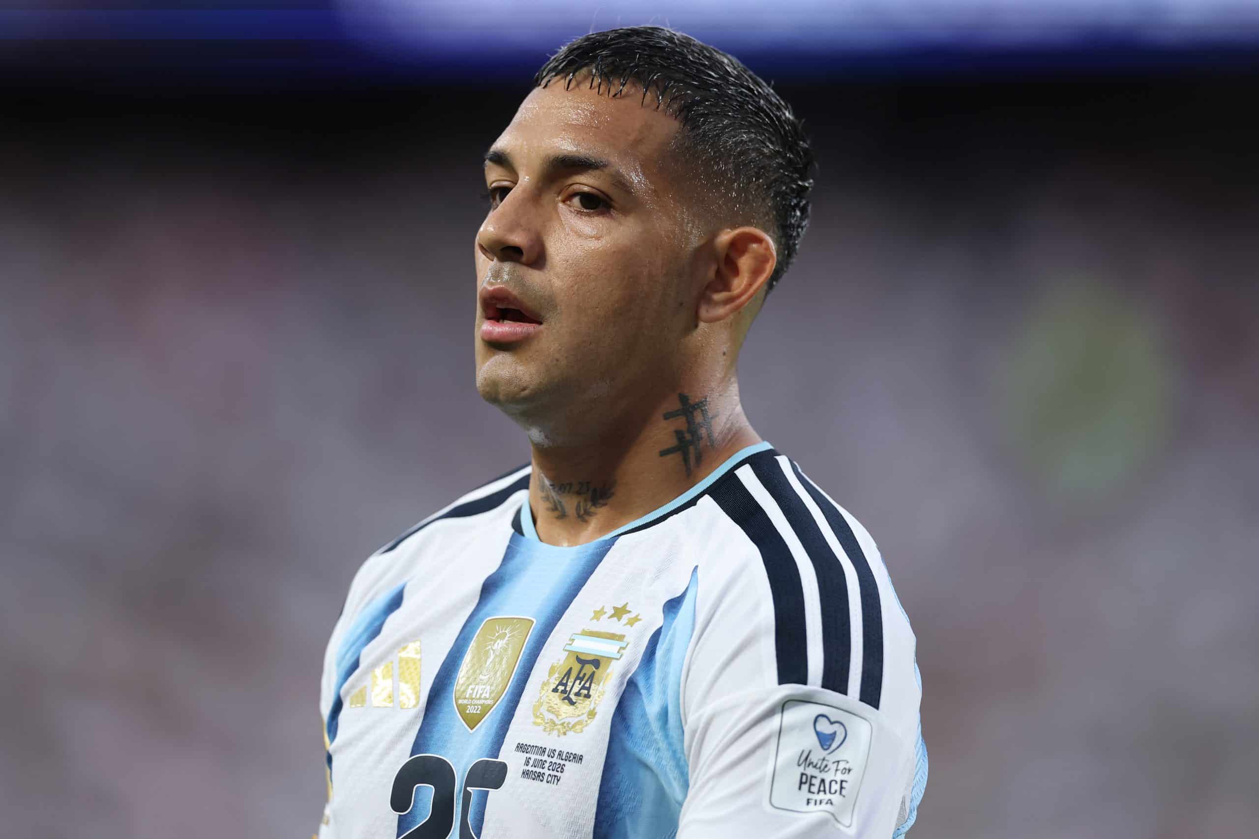 Nahuel Molina suma un nuevo pretendiente: Everton se une a la pelea por el lateral del Atlético