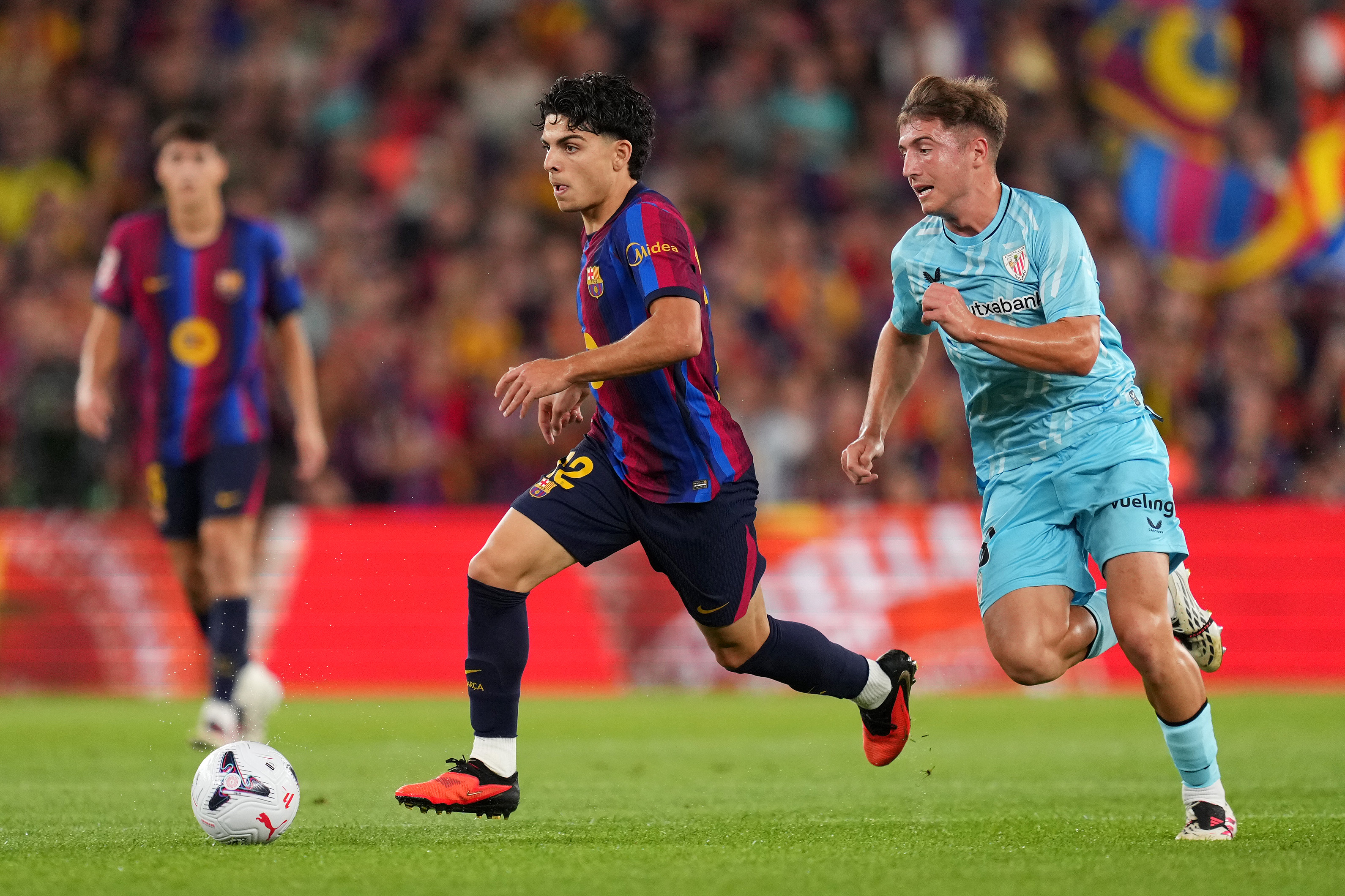 Xavi Espart se gana a Flick: el ‘nuevo Lahm’ del Barcelona se consolida como titular