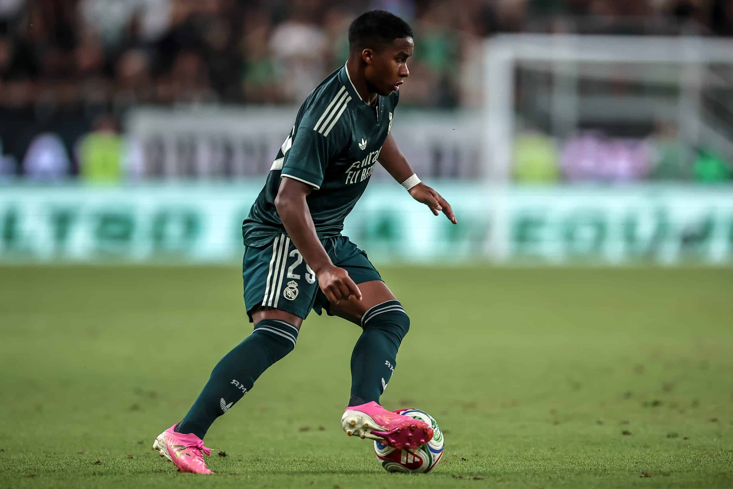 Liverpool vuelve a la carga por Endrick ante su falta de minutos en el Real Madrid