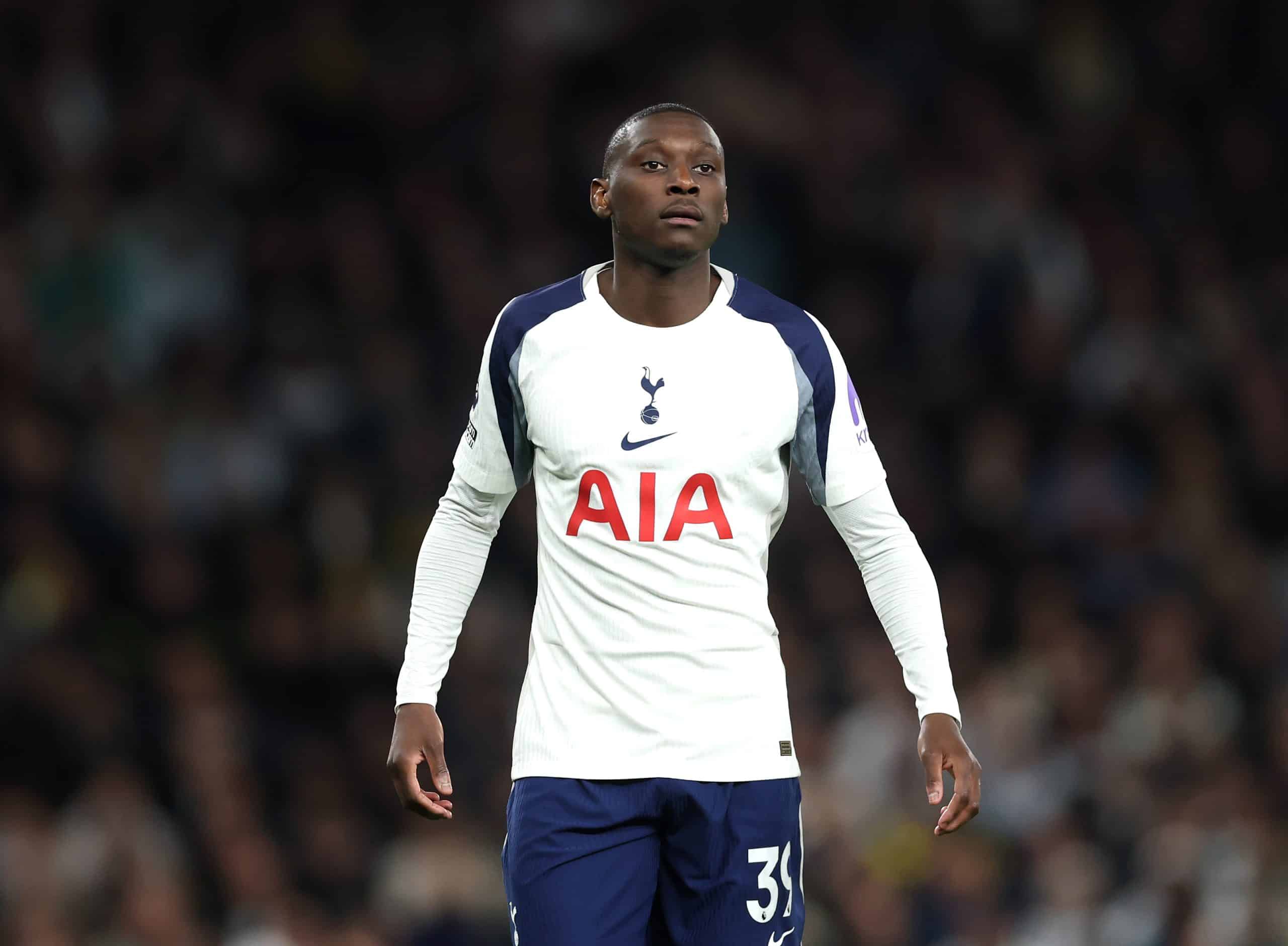 Oficial: Randal Kolo Muani deja al PSG y firma con la Juventus hasta 2031