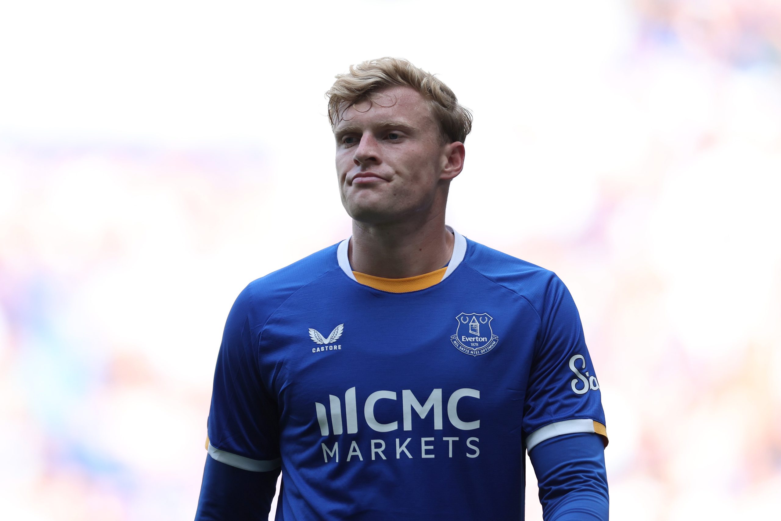 Manchester United vuelve a la carga por Branthwaite: prepara una millonaria oferta por el central del Everton