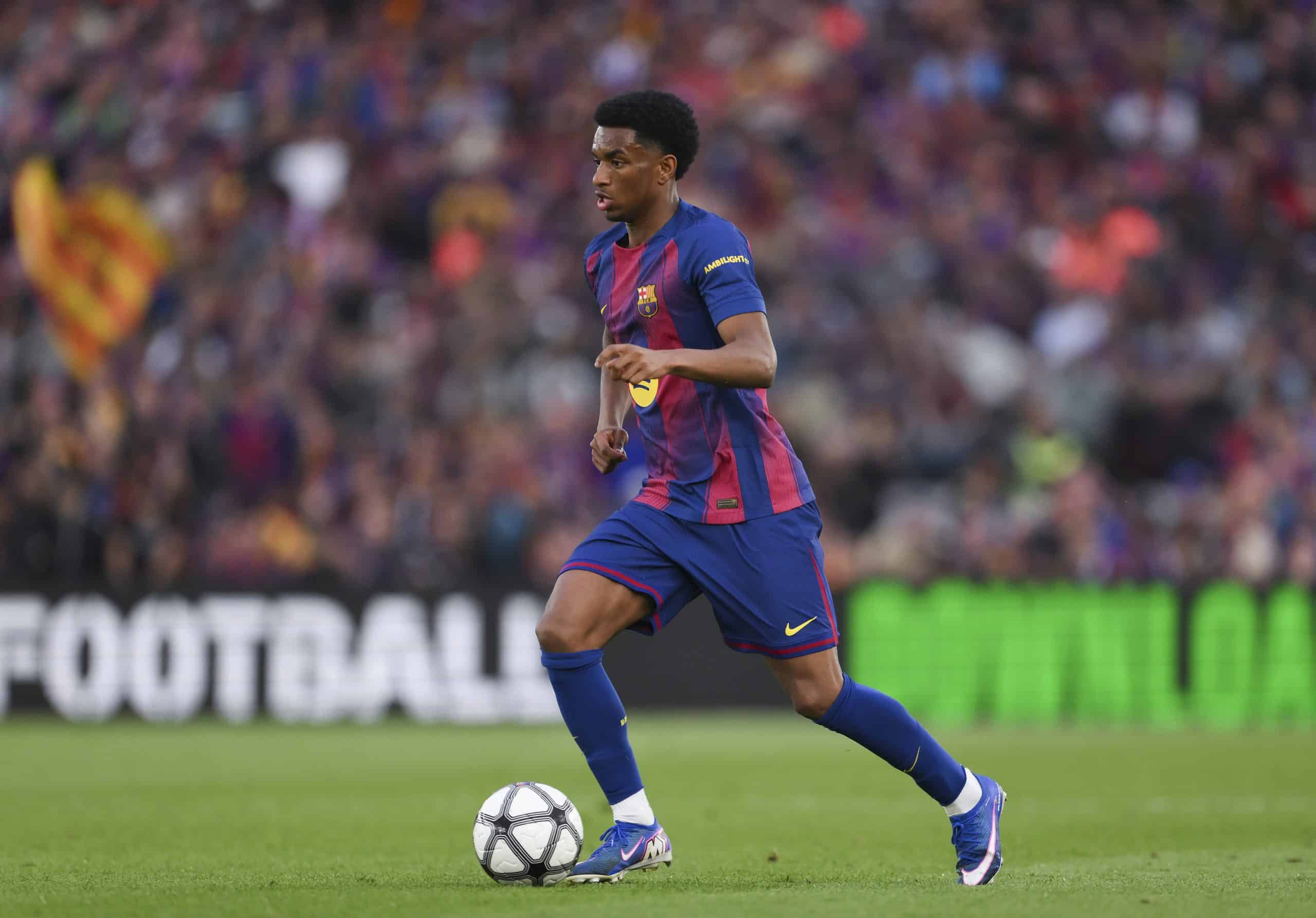Balde pierde terreno en el Barcelona: el Manchester United sigue atento a su situación