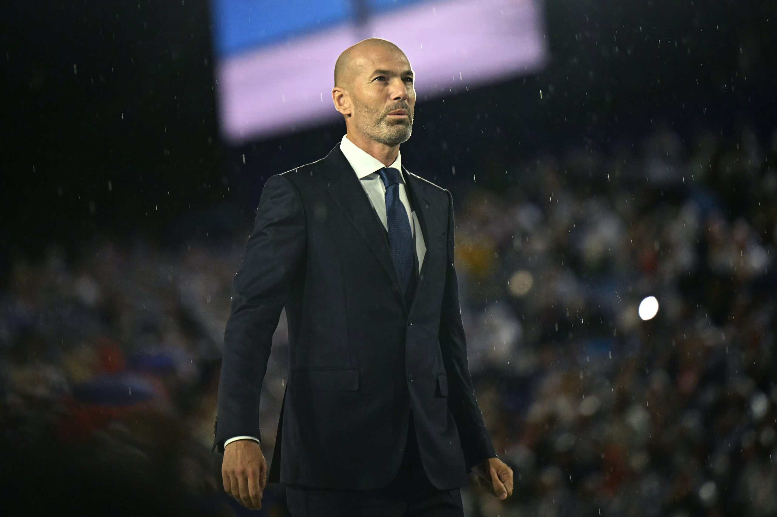Zidane cambia las reglas en Francia: prohíbe a la prensa recibir a los jugadores en Clairefontaine