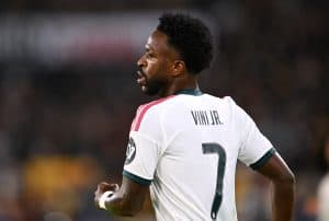 Mourinho estalla contra Vinícius Júnior: lo sustituye tras un error y el brasileño muestra su enfado