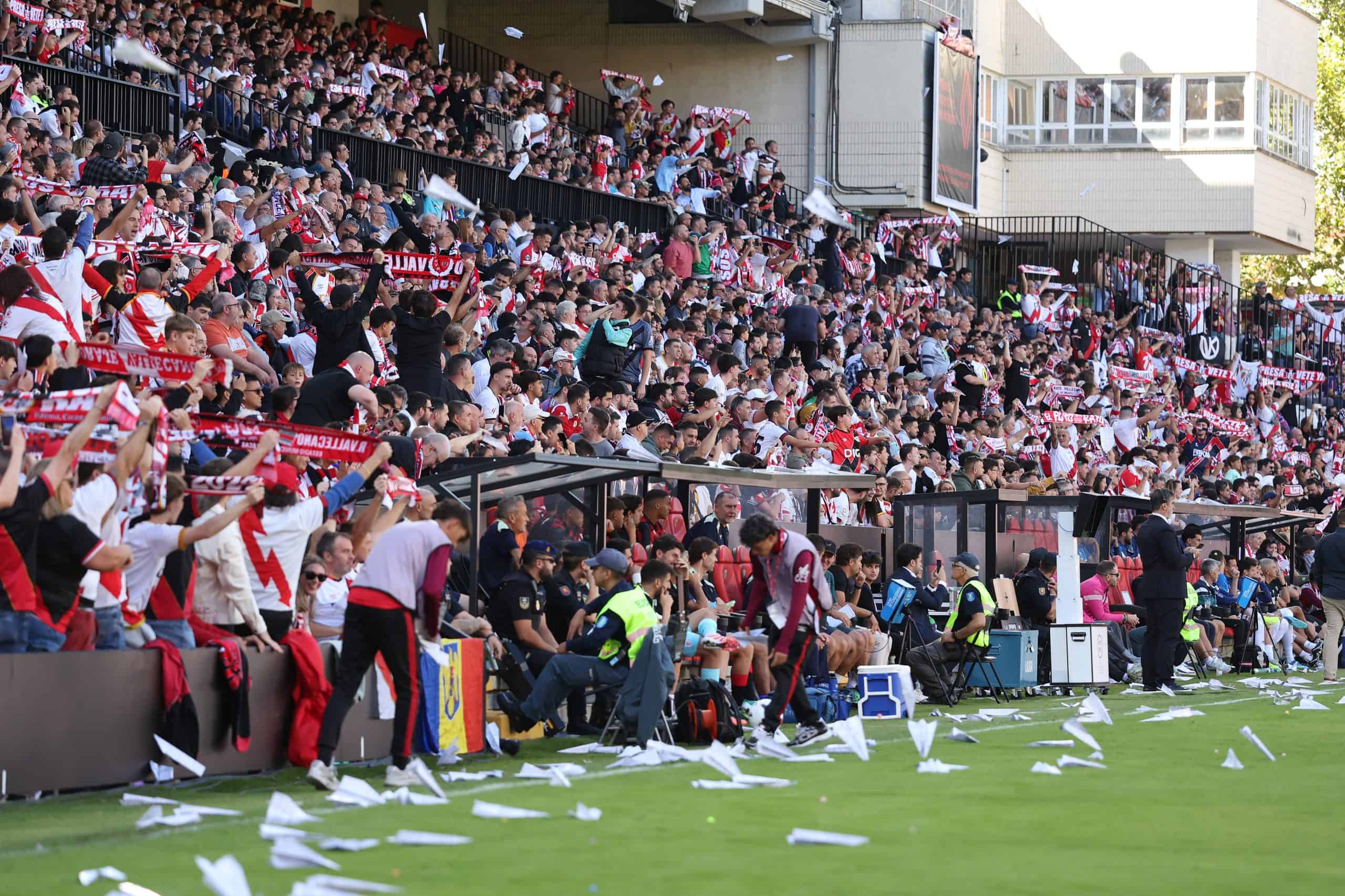 ¡Escándalo en el Rayo Vallecano! La afición prepara una protesta que amenaza con suspender el partido ante el Elche