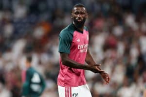 ¡El Tottenham acecha a Antonio Rüdiger! El defensa del Real Madrid podría salir gratis en verano